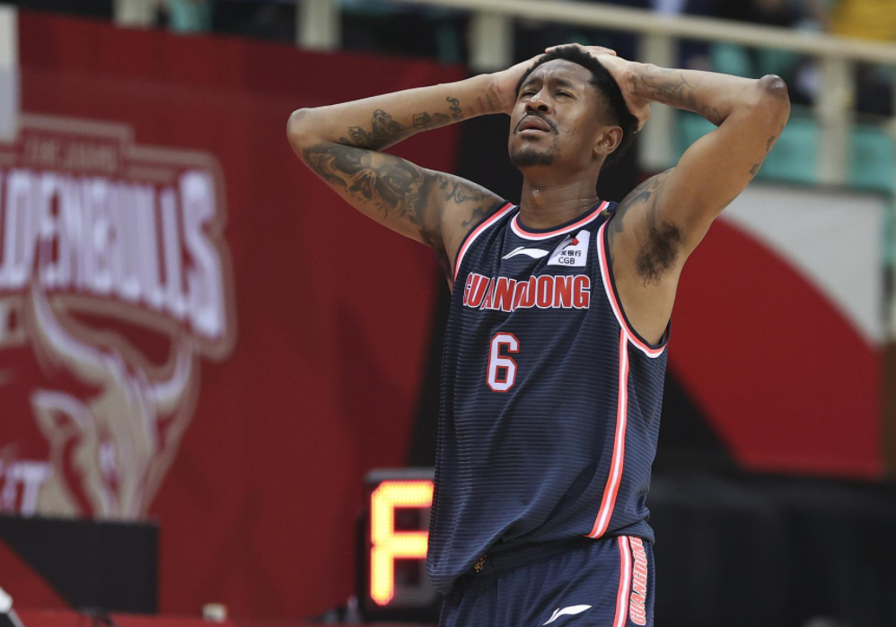 爱游戏下载关于赛地聚焦：CBA常规赛赛后热度飙升；门兴格拉德巴赫战术微调；气氛紧张；临场指挥获称赞的信息